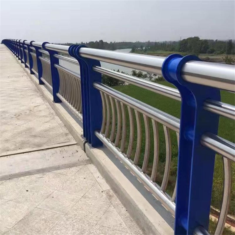 不銹鋼復(fù)合管護欄