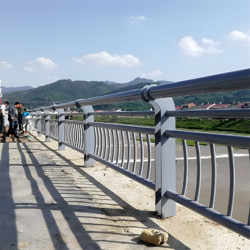 橋梁防撞護欄